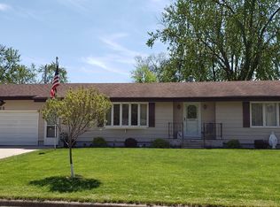 412 16th St, Boone, IA 50036
