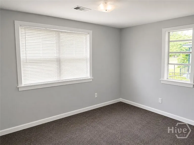 218 Fell St — Photo 8