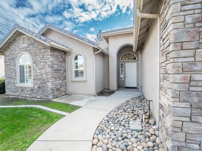 1961 Stagecoach Pl, Tulare, CA, 93274