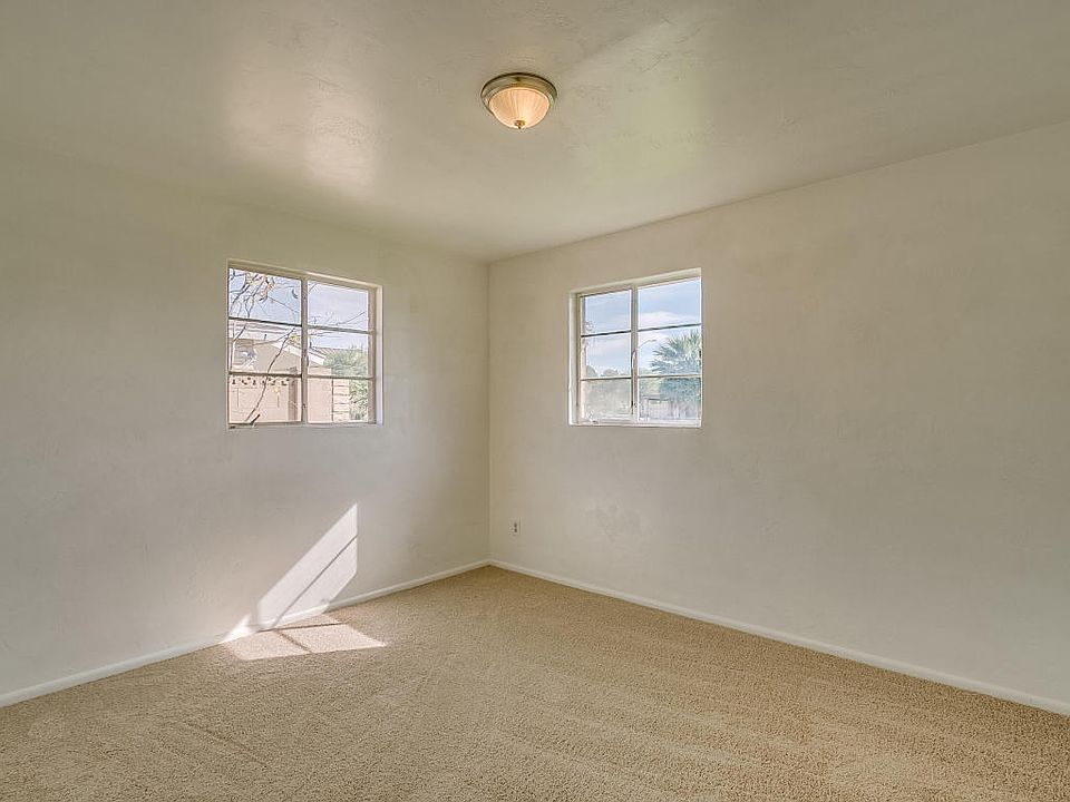 1st image of 1502 E 2nd Ave