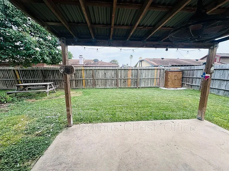 7433 Spitfire Dr — Photo 19