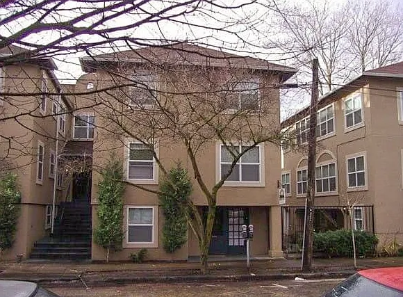 Westcott Apartments — Photo 10