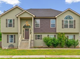 701 Tidwell Dr, Clarksville, TN 37042