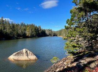 9-74-001 Young Rd, Vinalhaven, ME 04863