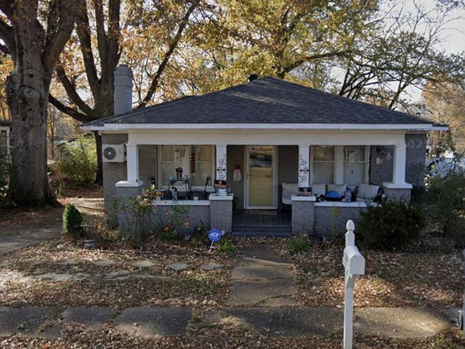 1st image of 323 Fulton St