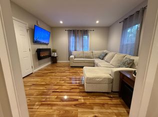 9 Abington St APT 1, Worcester, MA 01603