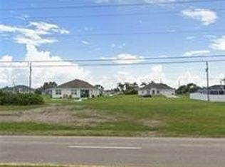 1027 Nelson Rd N, Cape Coral, FL 33993