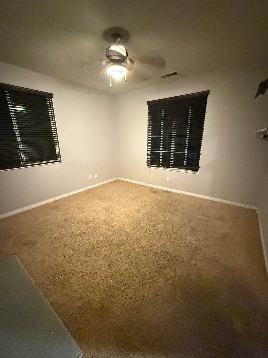 Building Photo - 13668 Amberview Pl #20