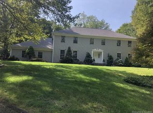 117 Putnam Park Rd, Bethel, CT 06801