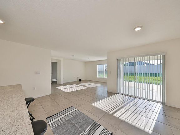 5th image of 16782 Carlton Pond St