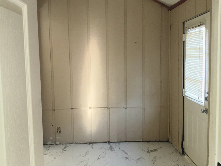1304 Bender Ave — Photo 20