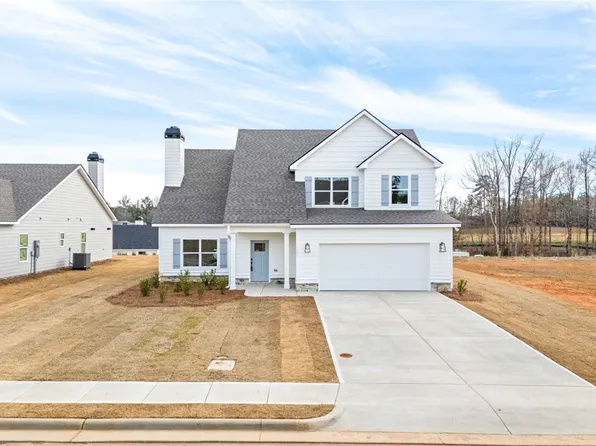 1183 Palmer Lee Ln, Opelika, AL 36801