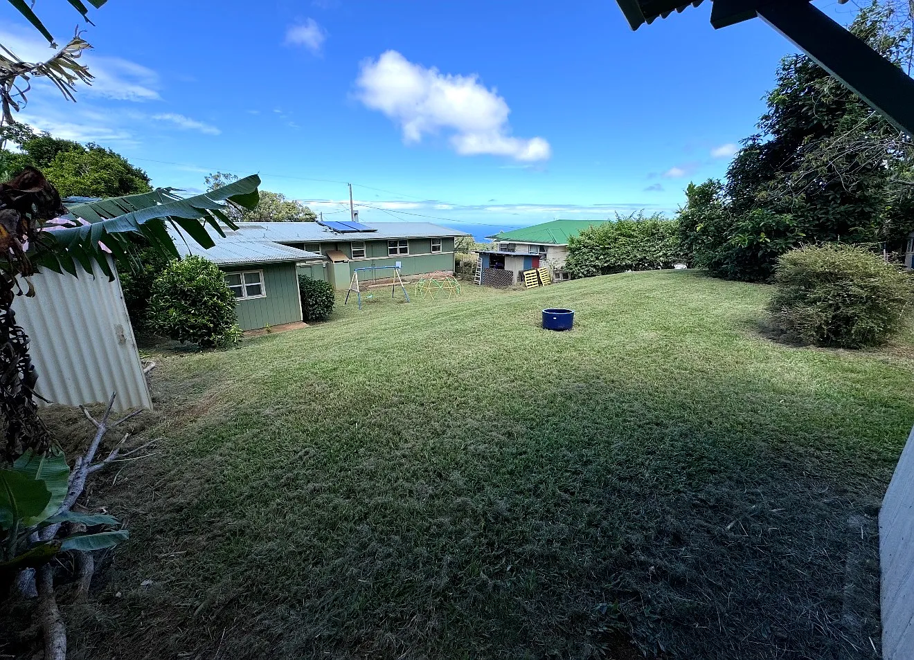 3 bed, 1100 sqft, $2,800 — Photo 3