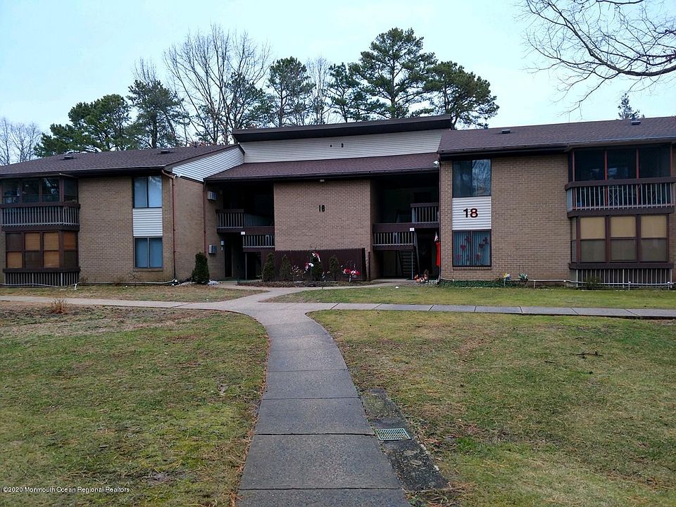 1st image of 18 Pine Cluster Cir Unit G