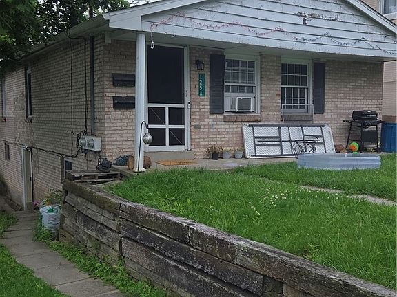 2nd image of 125 Freeport St