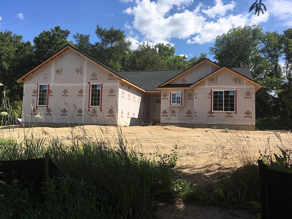 1st image of 641 Warfield