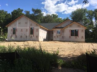 641 Warfield, Davisburg, MI 48350