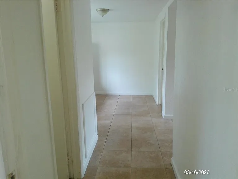 808 S Central Ave — Photo 8