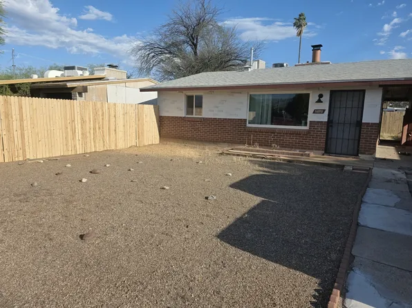 5810 E Bellevue St, Tucson, AZ 85712