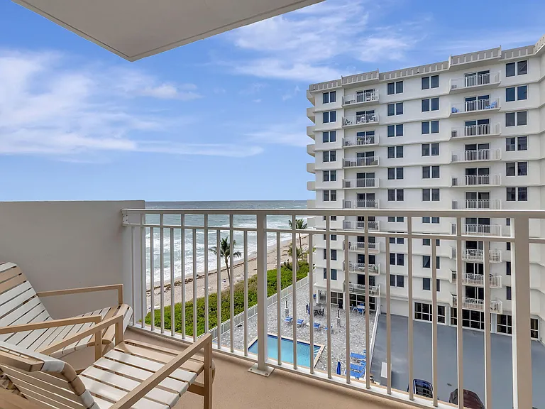 3215 S Ocean Blvd #509 — Photo 3