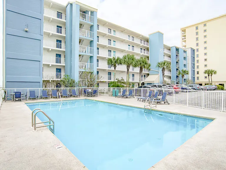 421 E Beach Blvd #450 — Photo 5