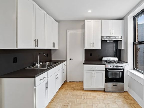 4th image of 3008 Avenue K APT 2F