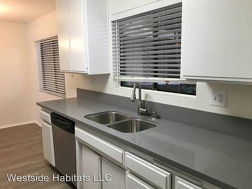 2nd image of 1222 Amherst Ave APT 305