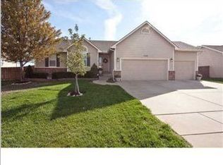 1330 N Robin Ct, Andover, KS 67002