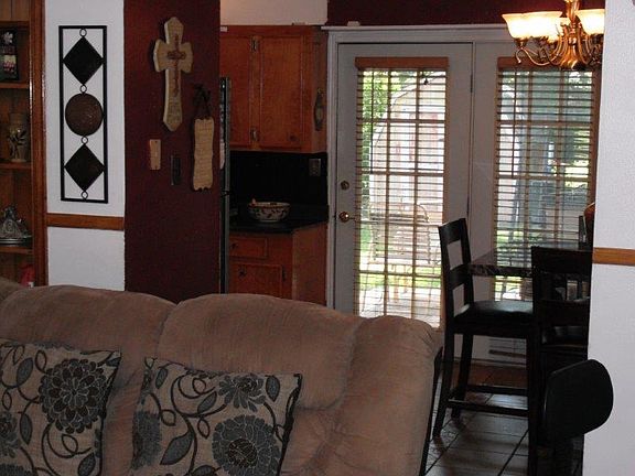 5th image of 706 Clingman Dr
