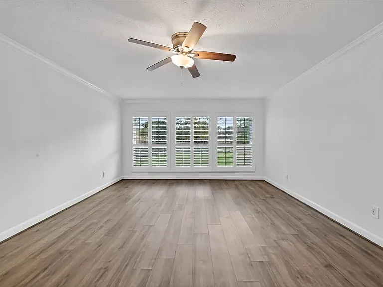 4019 Saint Michaels Ct — Photo 29
