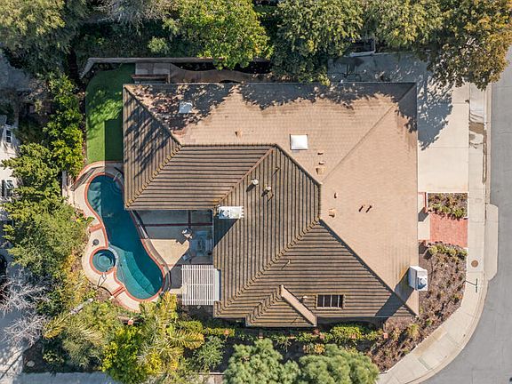 2nd image of 2487 La Granada Dr