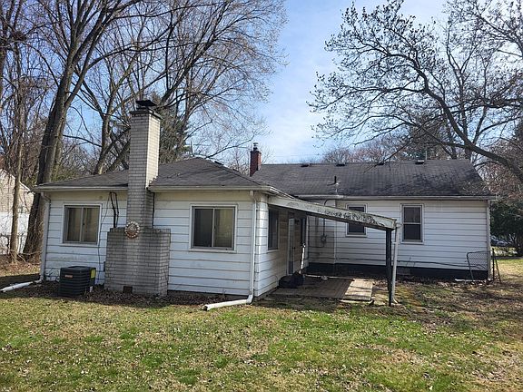 2nd image of 21328 Frazer Ave