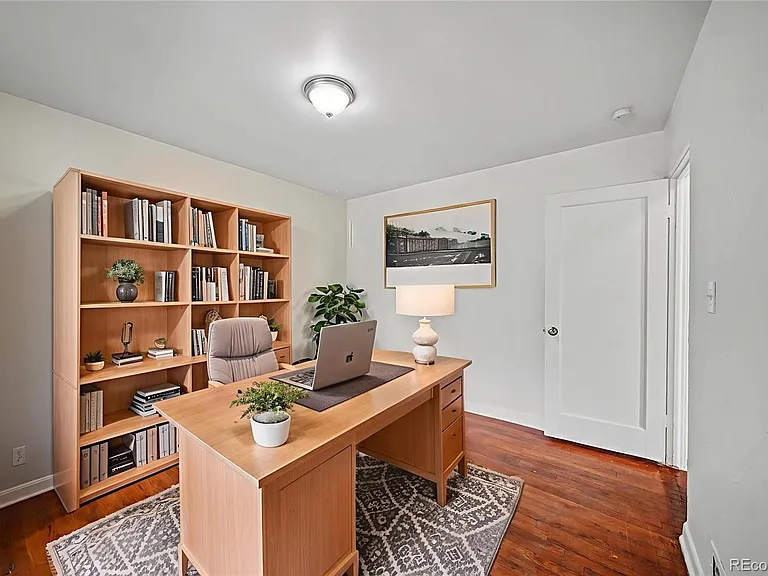 1764 Oakland St — Photo 12