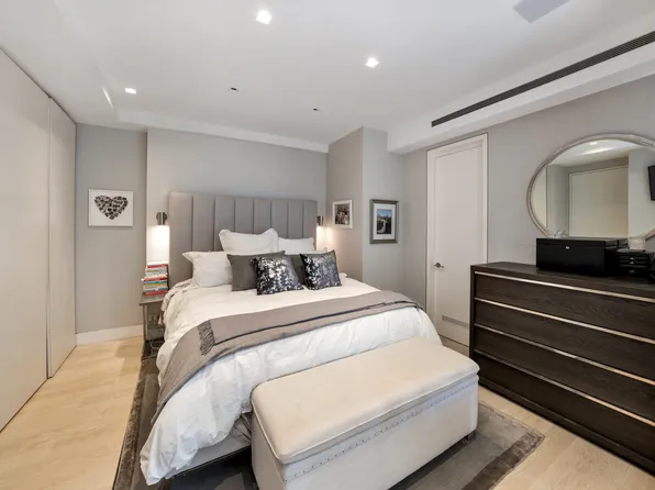 67 Park Avenue image 7 of 15