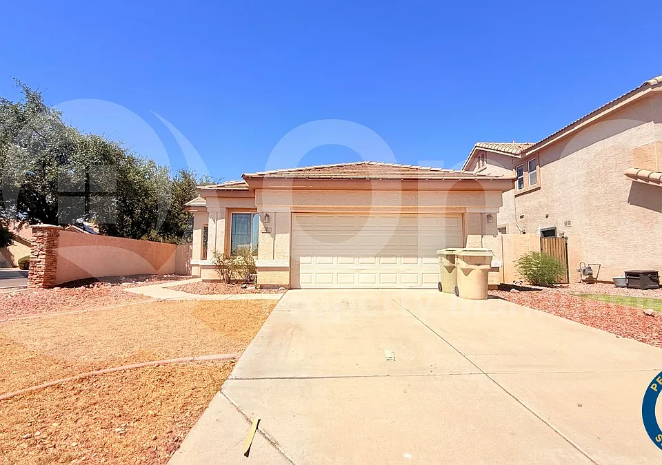 7062 W Pontiac Dr