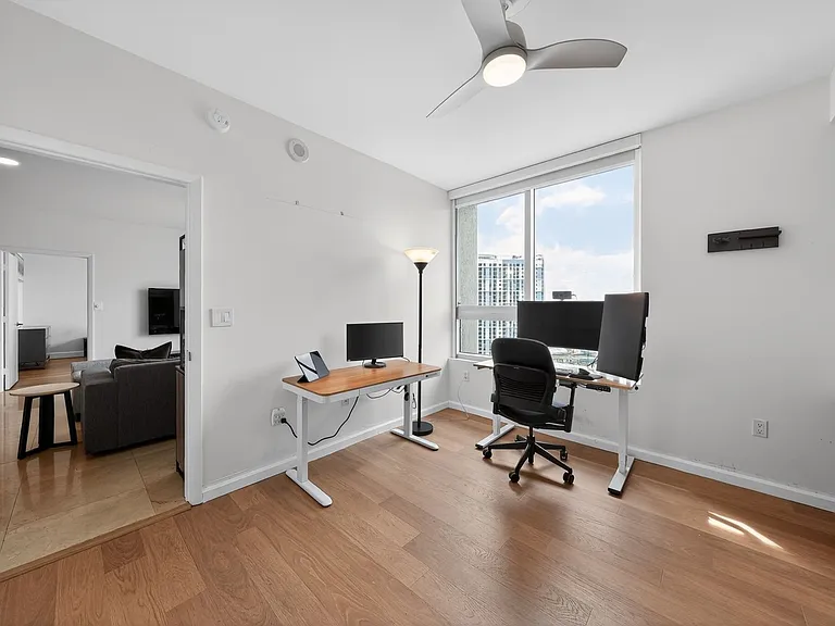 90 SW 3rd St #2709 — Photo 25