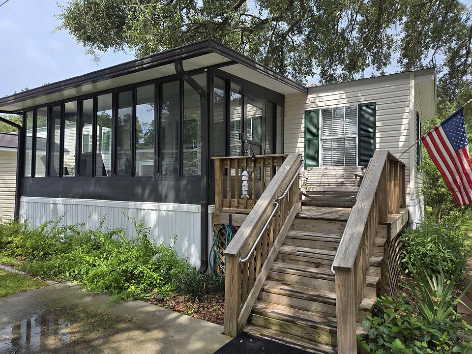 1st image of 324 Yucca Circle