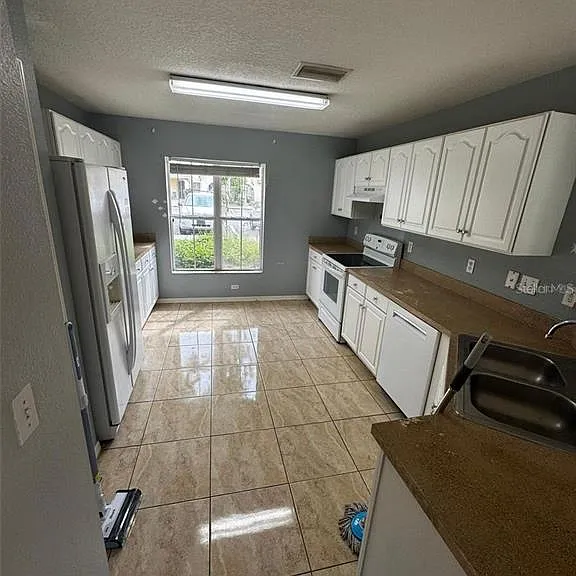 6913 Marble Fawn Pl — Photo 4