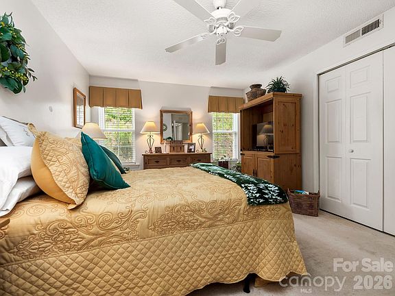4th image of 2903 Sagamore Ln