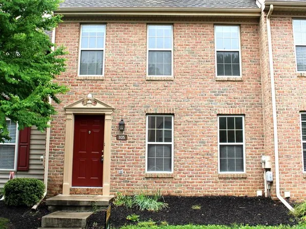 1105 Skyview Dr, York, PA 17406