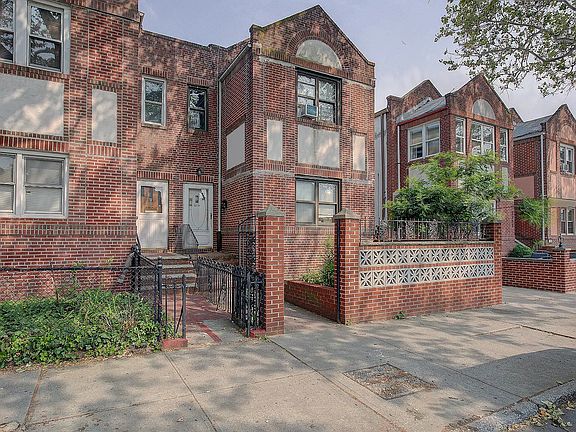 4th image of 2254 35th St