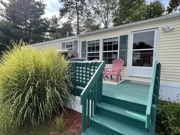 3 Stagecoach Drive, Old Orchard Beach, ME 04064