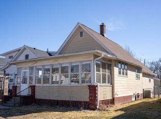 545 3rd Ave S, Clinton, IA 52732