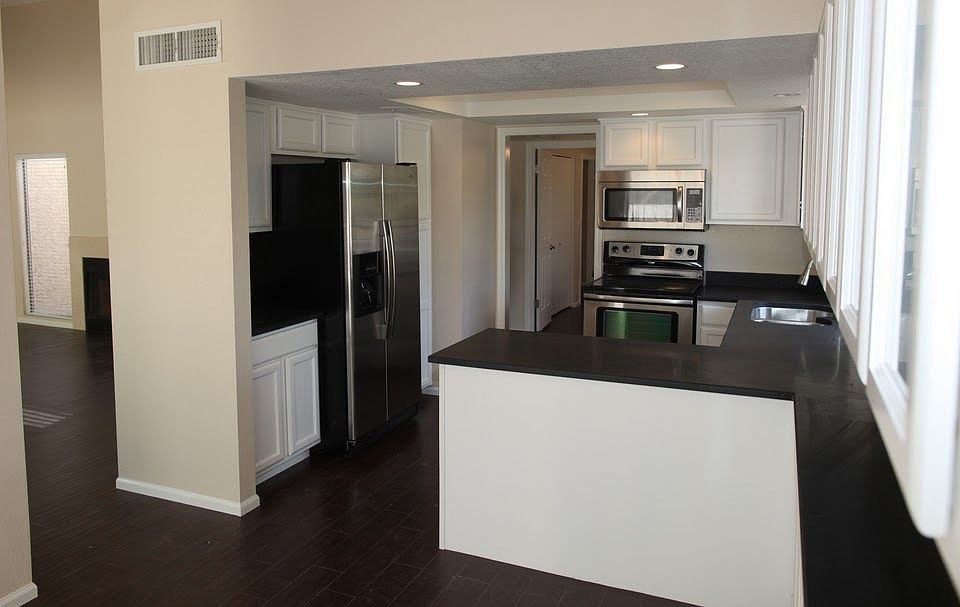 1st image of 1637 N El Camino Dr