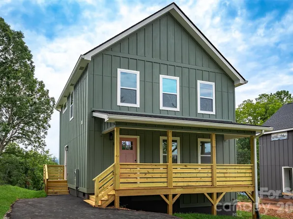 12 Crestfield Ave, Woodfin, NC 28804