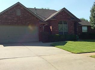 2816 Misty Ridge Dr, Norman, OK 73071