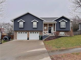 102 E 12th St, Knob Noster, MO 65336