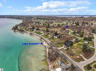 1163 Londolyn Ter, Traverse City, MI 49686