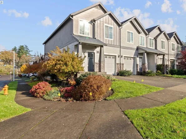 14271 Brittany Ter, Oregon City, OR 97045