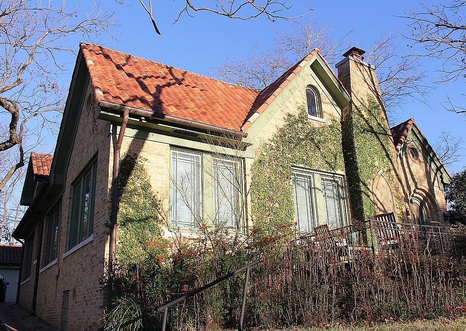 1st image of 1816 Kenwood Ave